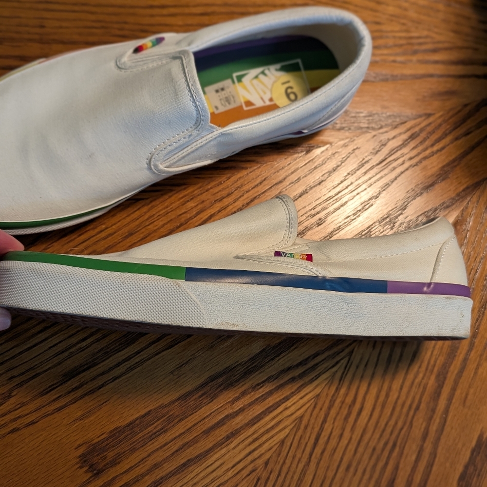 Vans Classic Slip On (Rainbow Foxing) White Canvas